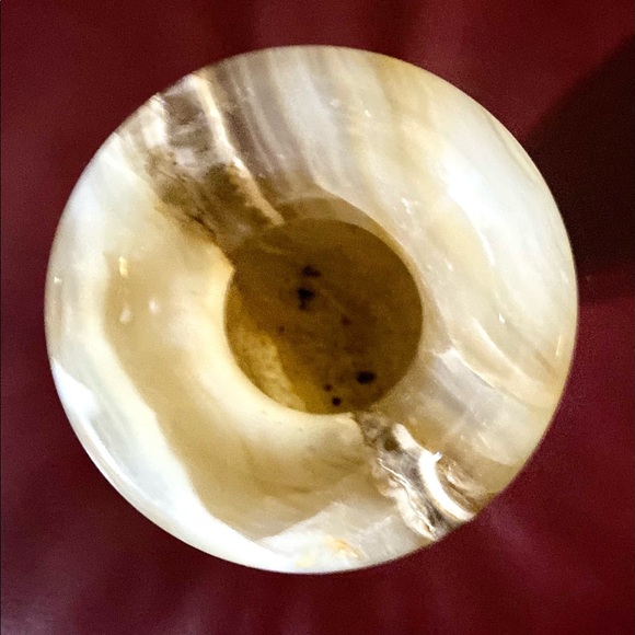 Decorative Onyx Vase 9” Hight hand caved multi-colors - Picture 6 of 10